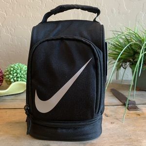 💋Nike Lunchpail -black/silver- Insulated